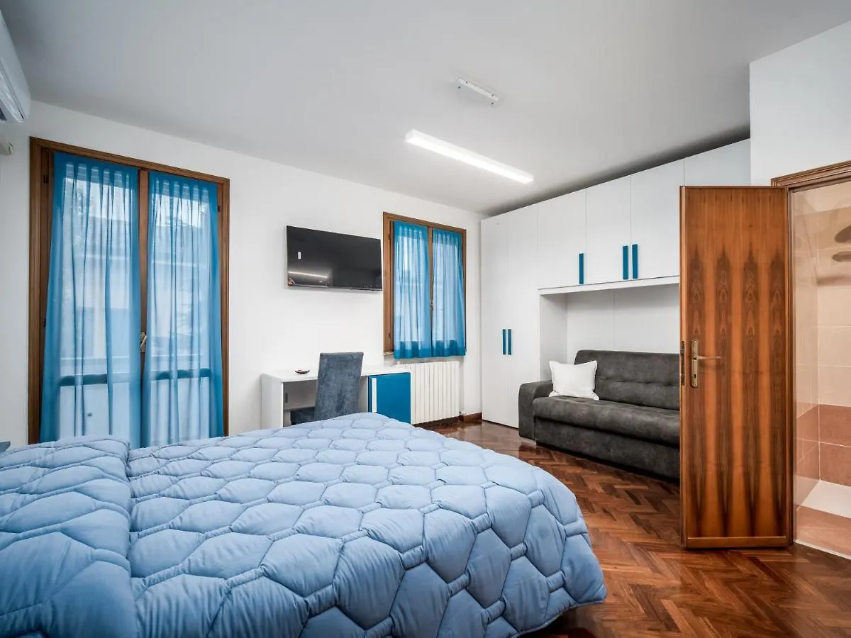 Guesthouse Tramonti Reggio Emilia Guest house
